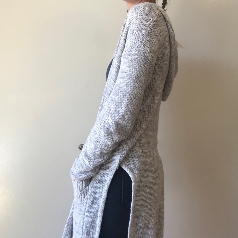 LA HEARTS beige cardigan